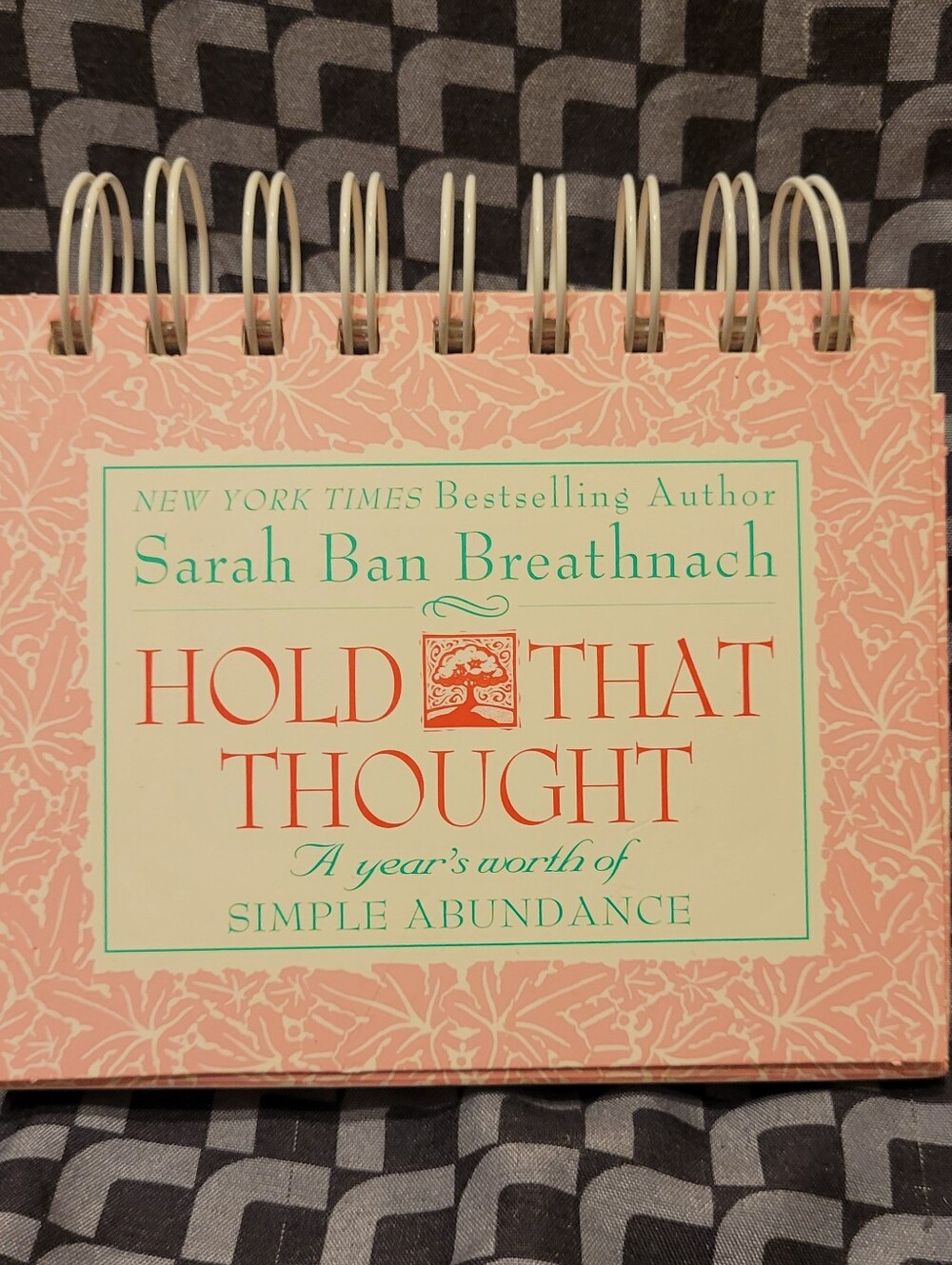 Vtg 90s Hold That Thought A Year's Worth of Simple Abundance Daily Desk Calendar